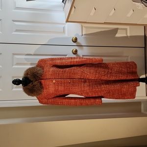 Nicole Miller Orange tweed coat with fur collar size 8